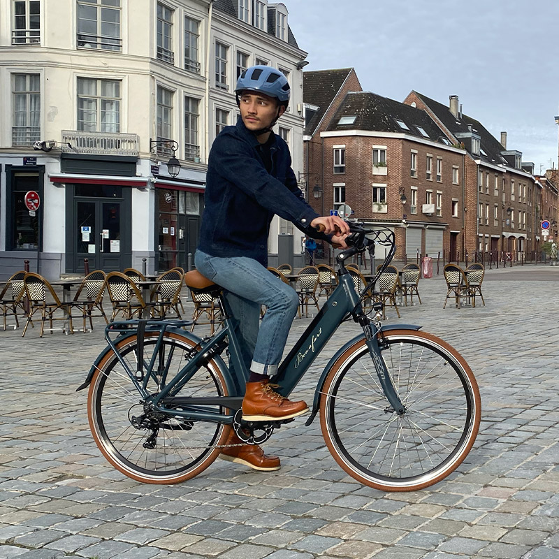 velo electrique pas cher batterie intégrée commuto 01