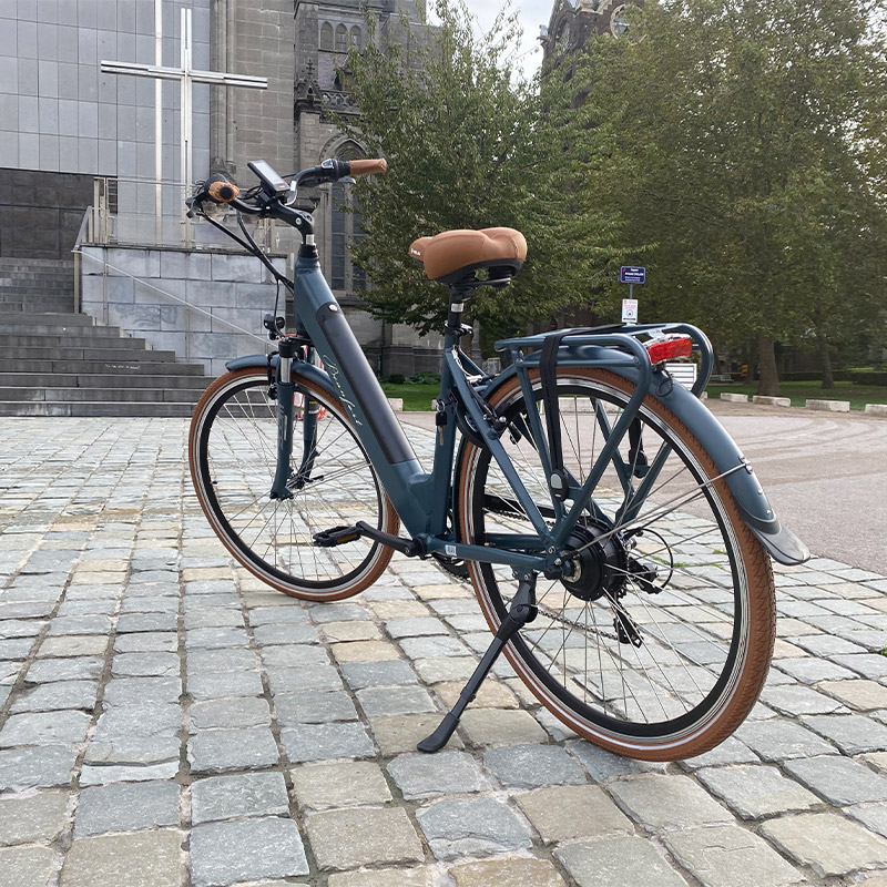 velo electrique pas cher batterie intégrée commuto 03